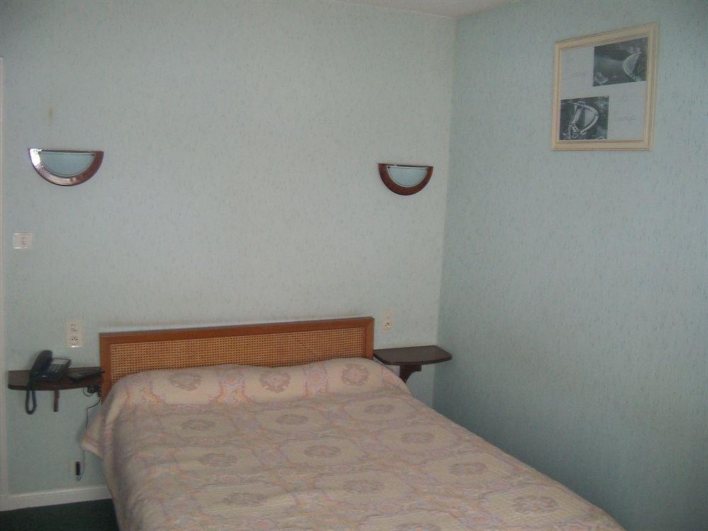 Hotel Le Rider Bort-les-Orgues Zewnętrze zdjęcie